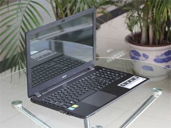 Laptop Acer Aspire E1-572G trang bị m&agrave;n h&igrave;nh 15.6 inches